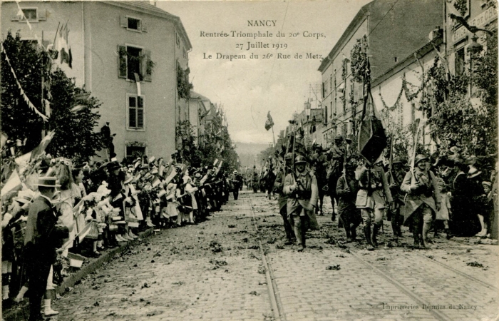 Le drapeau du 26e rue de Metz