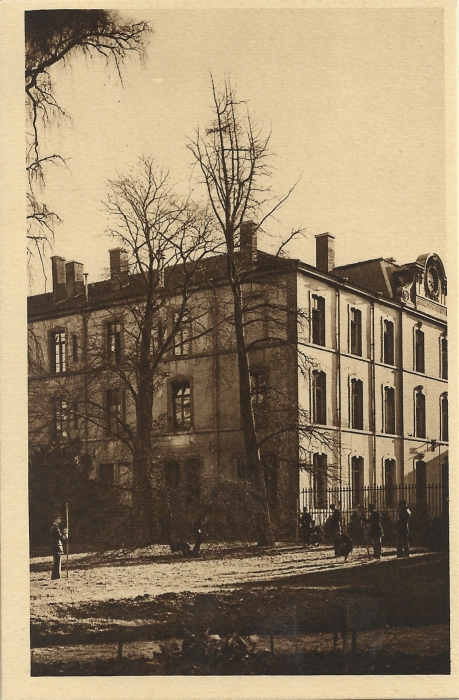 3 - Exercice d'arpentage dans le jardin de l'Ecole