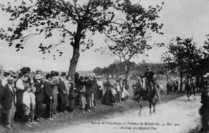 01 - Arrivée du Général Pau