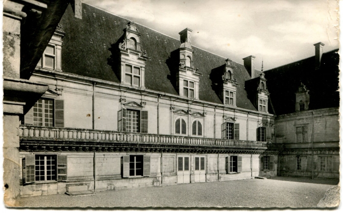 165-Le châteaue