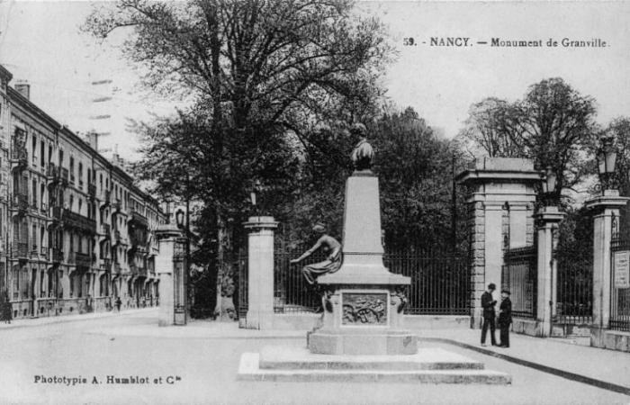 Nancy - Rue Sigisbert Adam - Entrée de la Pépinière