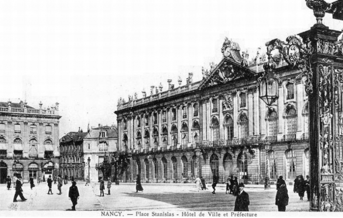 L'Hôtel de Ville