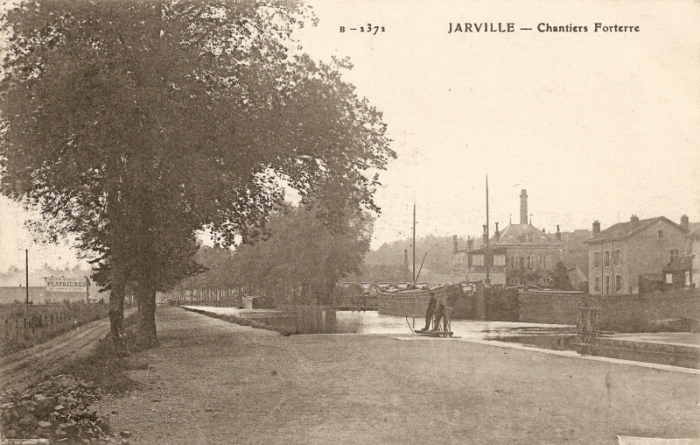 Canal de la Marne au Rhin - L'écluse et les chantiers Forterre