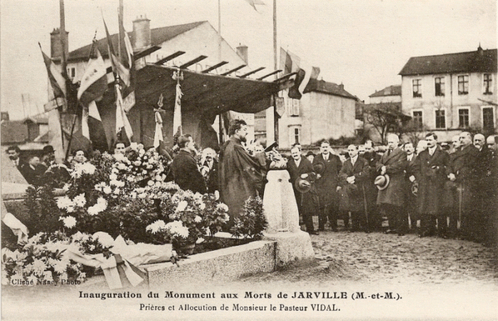 Le monument aux morts