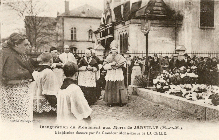 Le monument aux morts