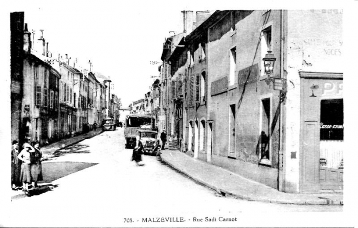 Rue Sadi-Carnot