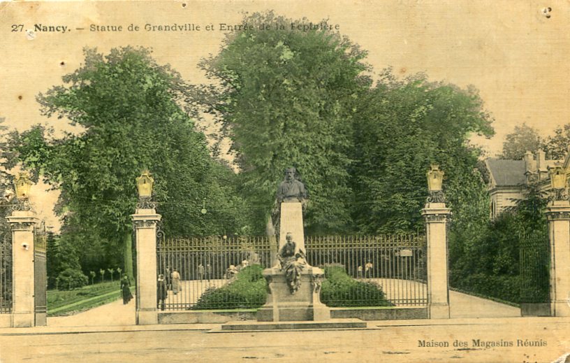 Entrée rue Sigisbert-Adam