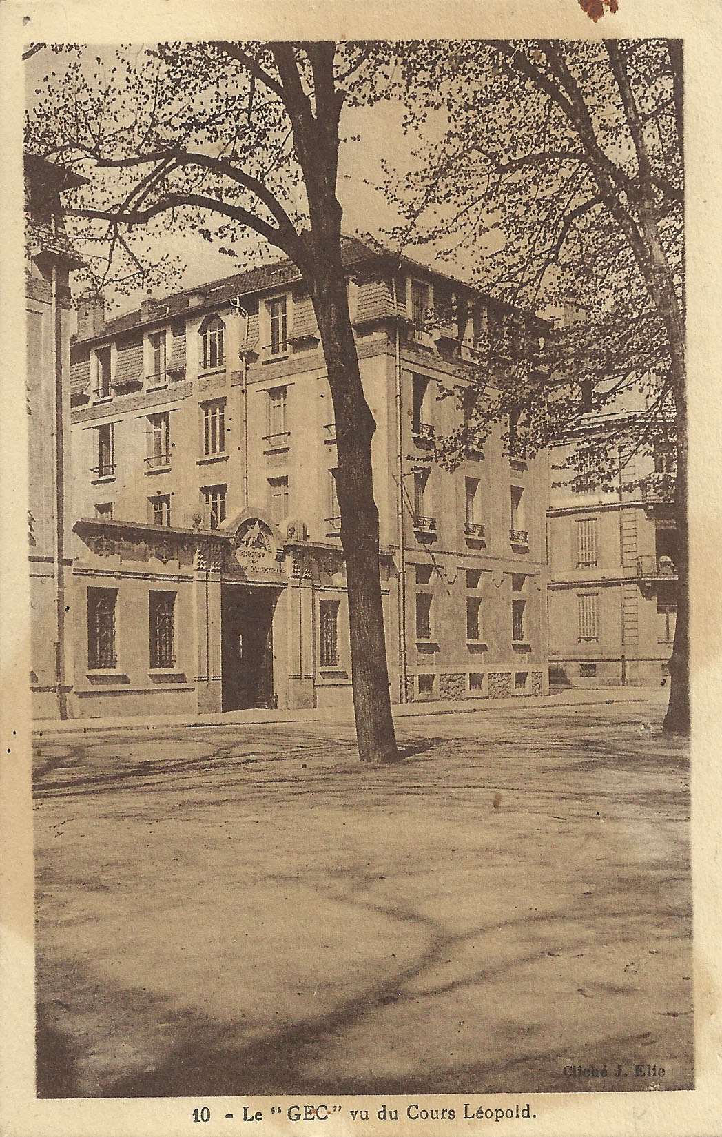 10 - Le GEC vu du cours Léopold