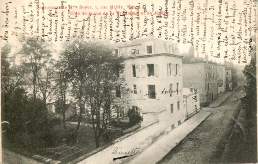 Rue de la Primatiale et jardin