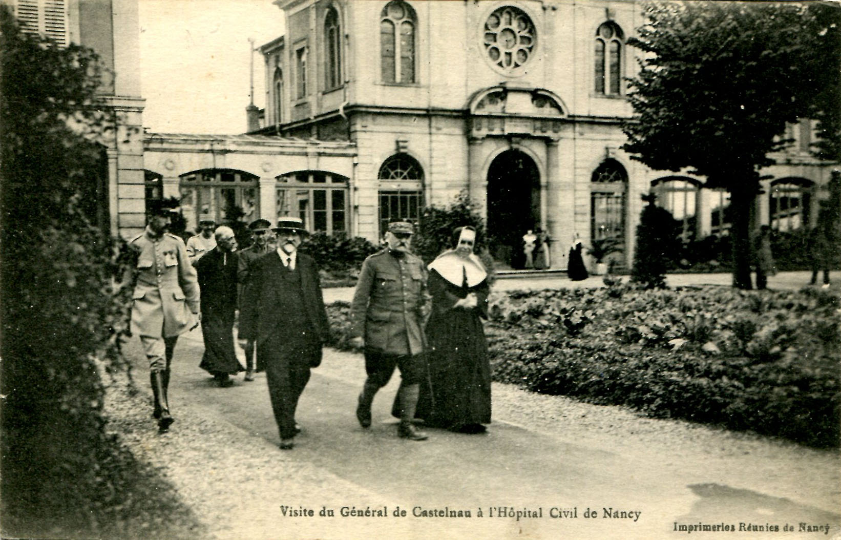 Visite de Castelnau à l'Hôpital civil