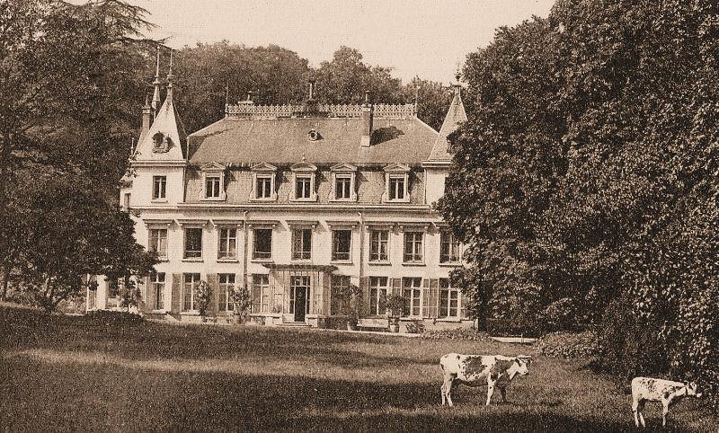 16 - Château de Monbois
