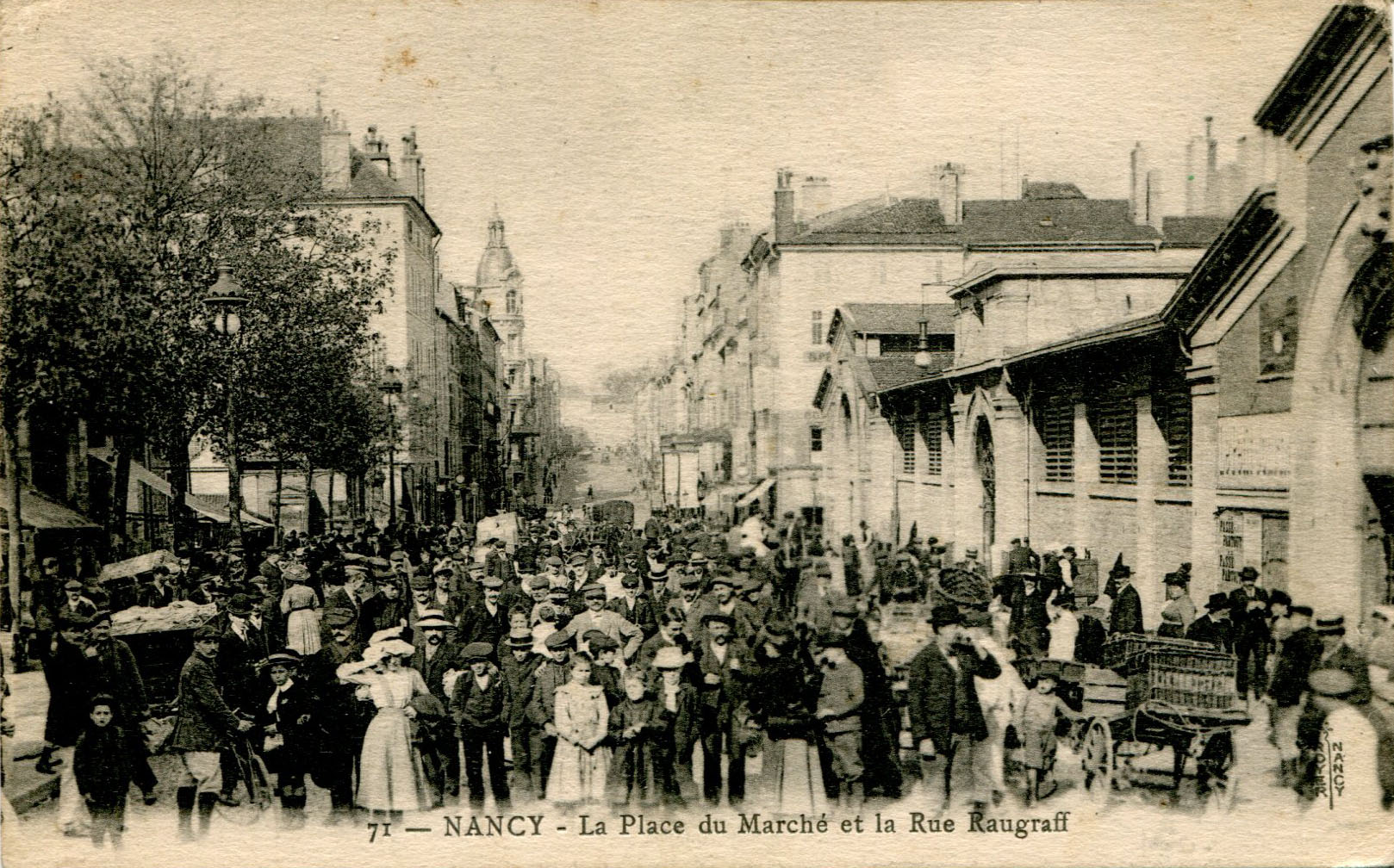 235-Place du Marché, rue 