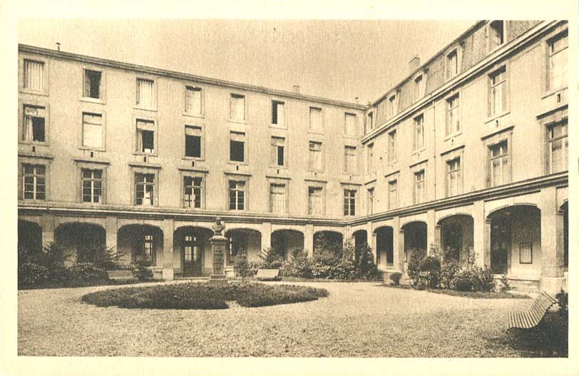 Cour d'honneur