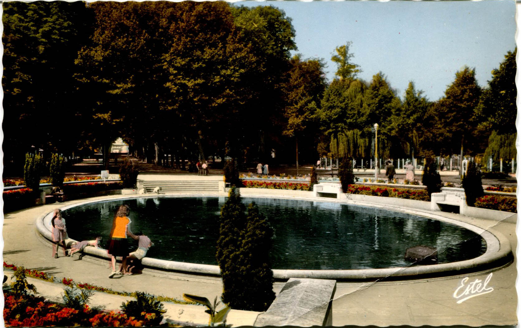 Jet d'eau... sans le jet