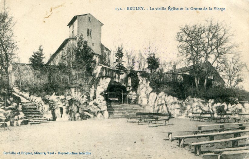 Vieille Église et la Grotte de la Vierge -2