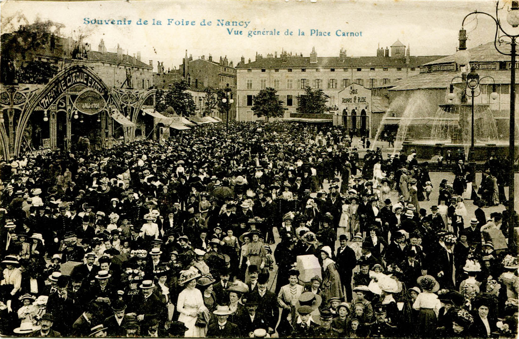 Vue générale de la place Carnot