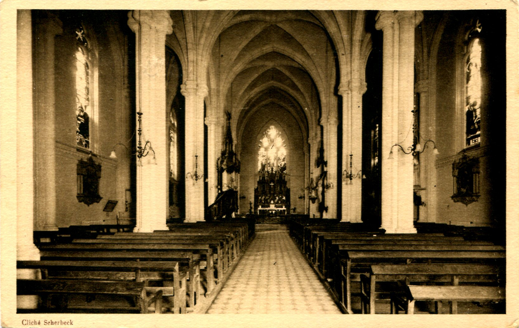 Intérieur de l'église