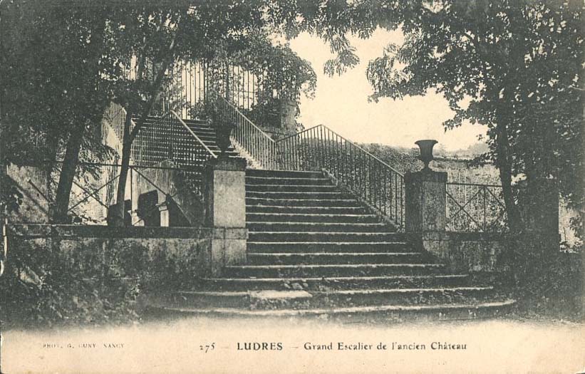 Grand escalier du Château