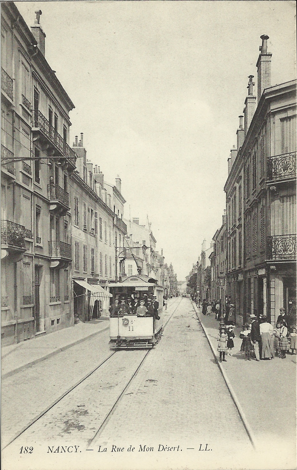 ■ Nancy Rue Mon Desert 20