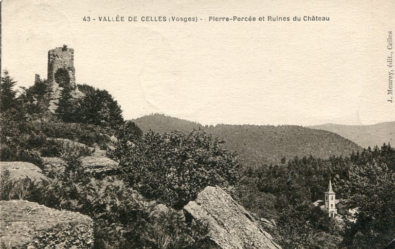 Pierre-Percée et ruines du Château
