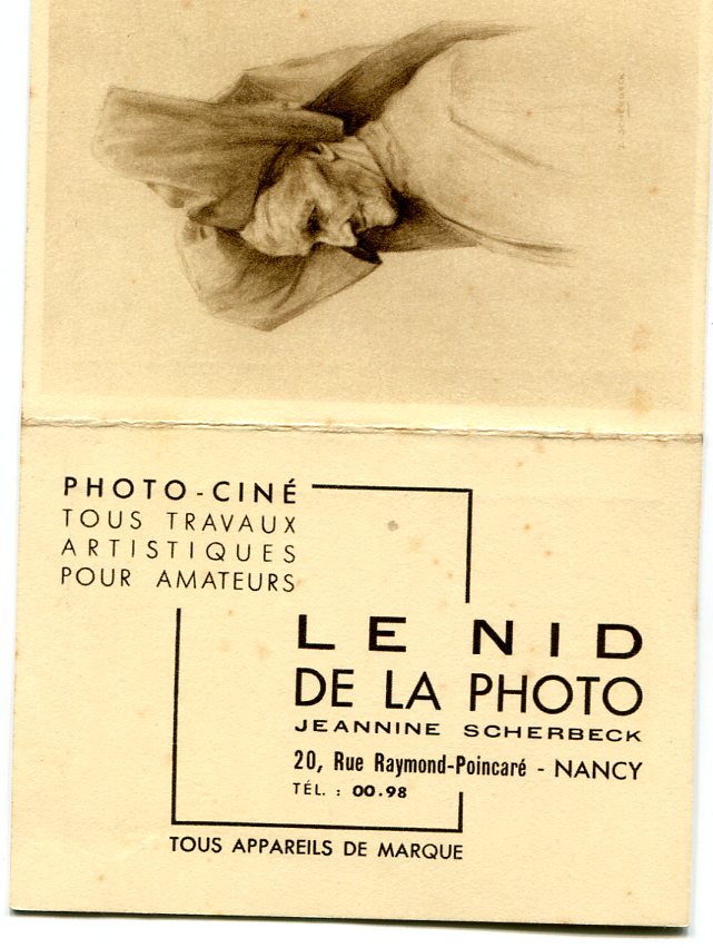 1954 "Le nid de la photo"