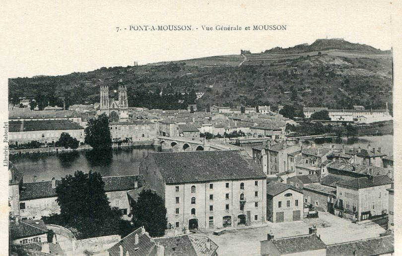 Vue générale et Mousson