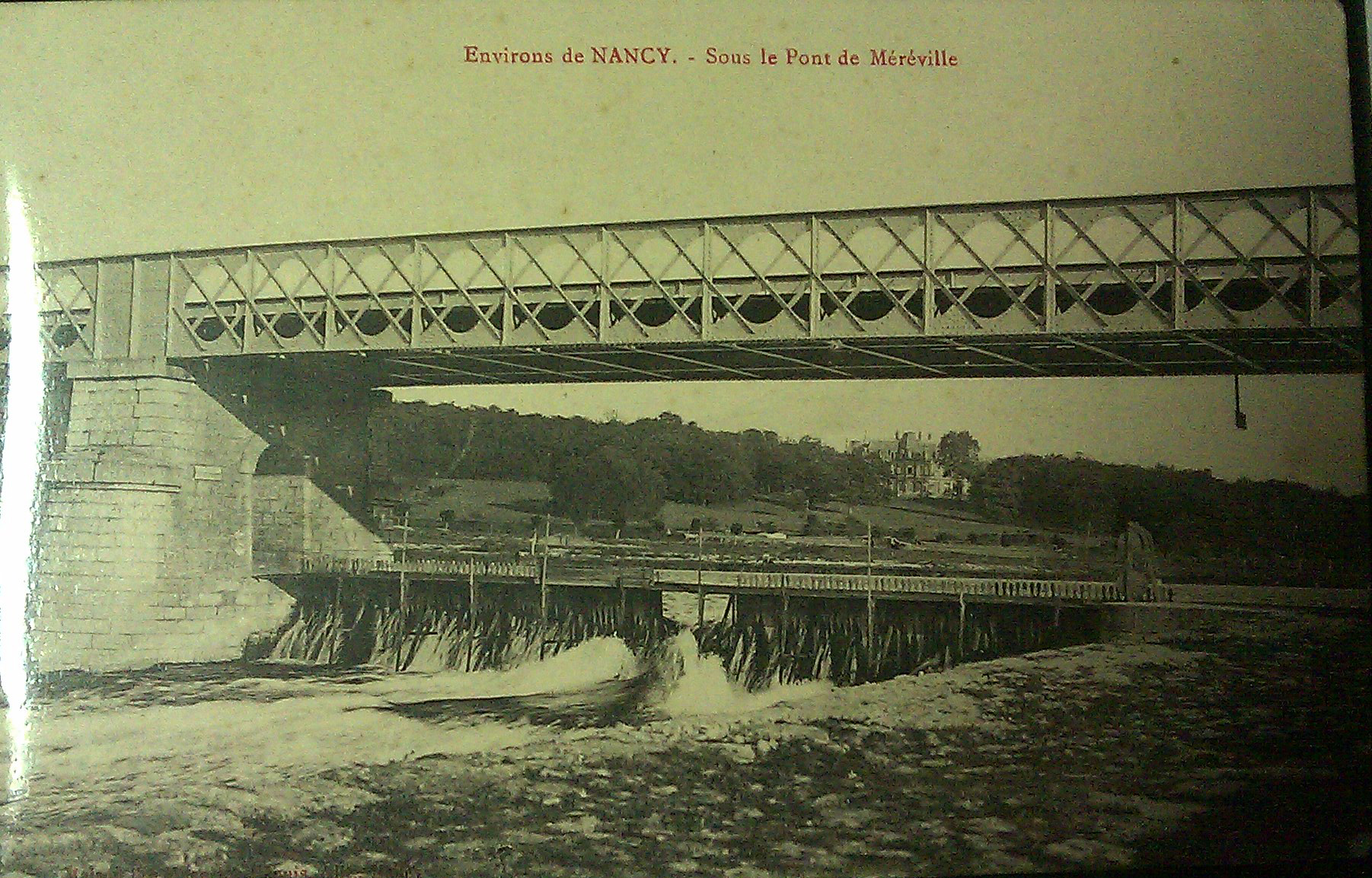 Pont de Méréville ■