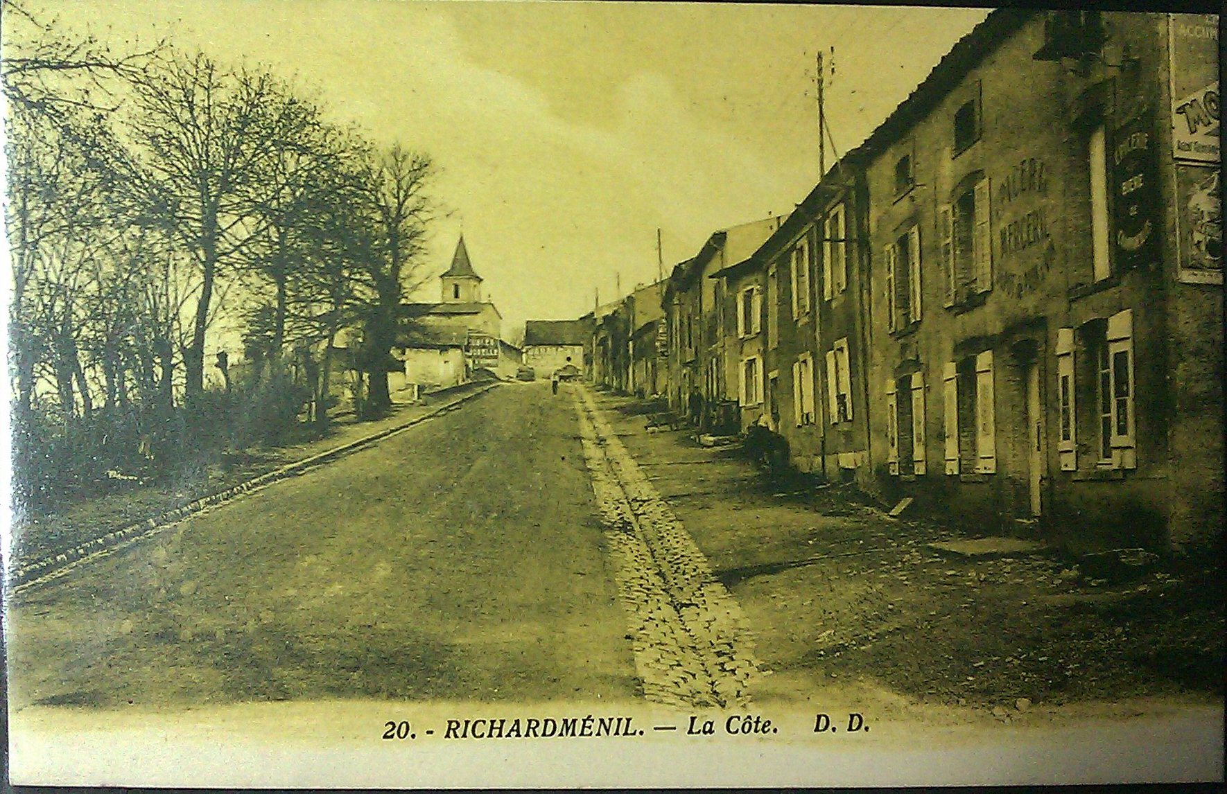 La Côte ■