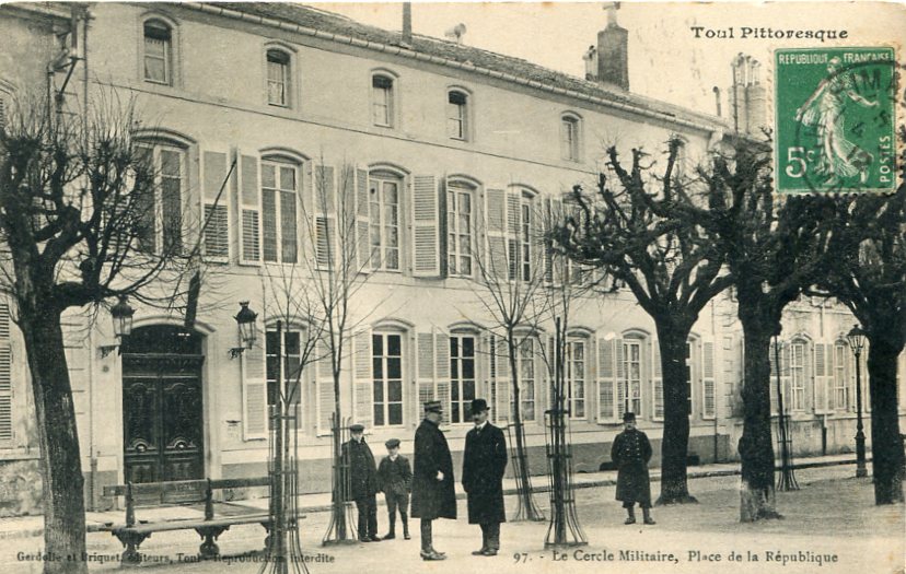 Cercle militaire