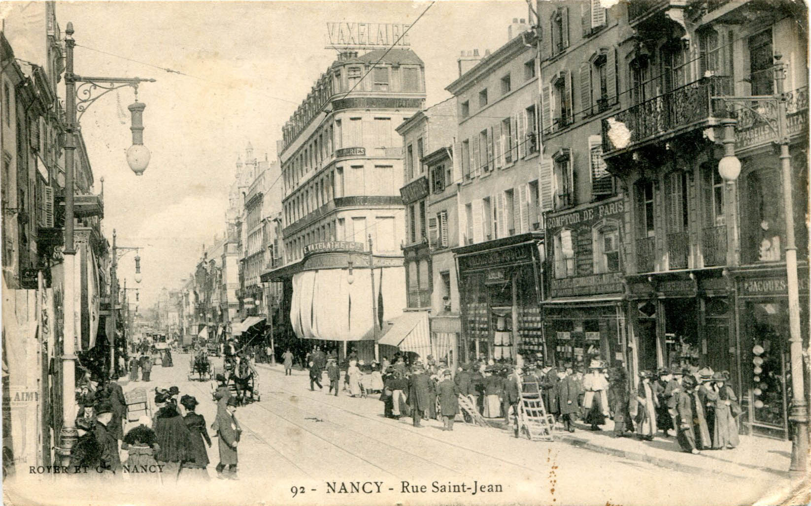 Rue Saint-Jean.