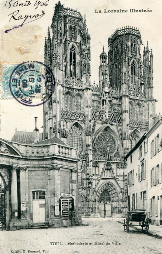 Cathédrale et Hôtel de Ville