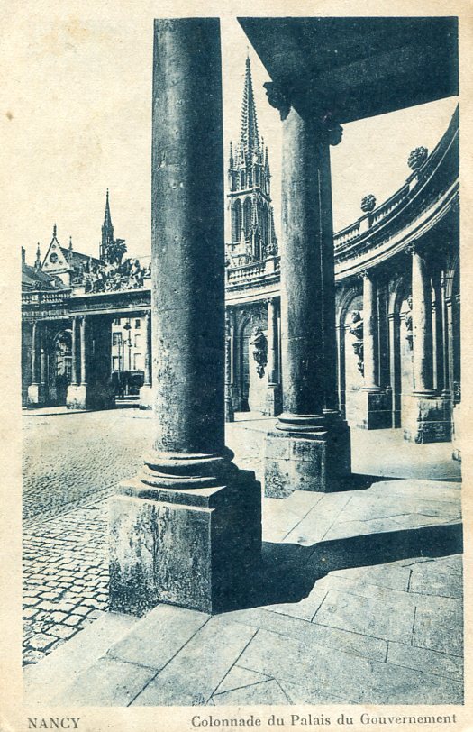 Nancy : Colonnade du Palais du Gouvernement