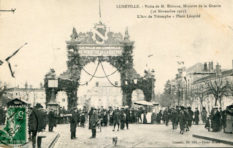 Visite du Ministre de la Guerre (16 -11-1903)