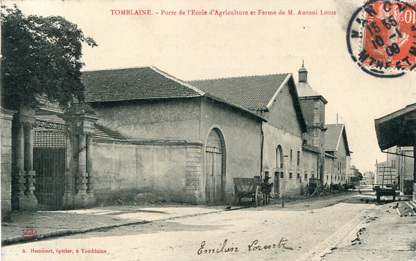 Porte de l'École et Ferme de M. Louis