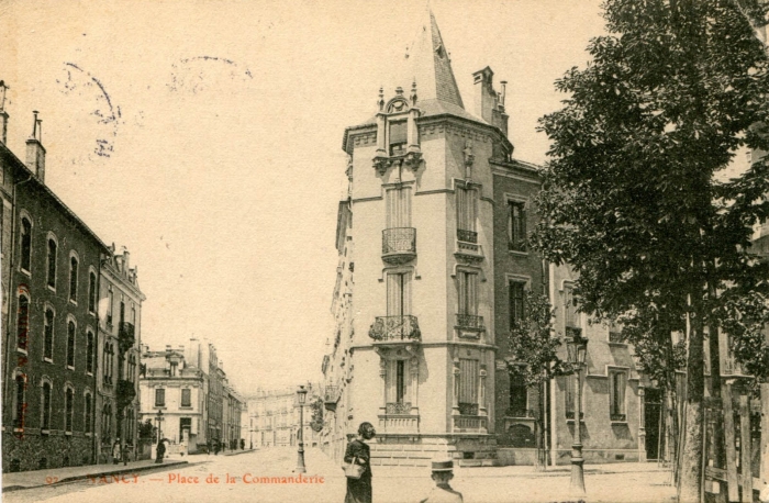 Place de la Commanderie