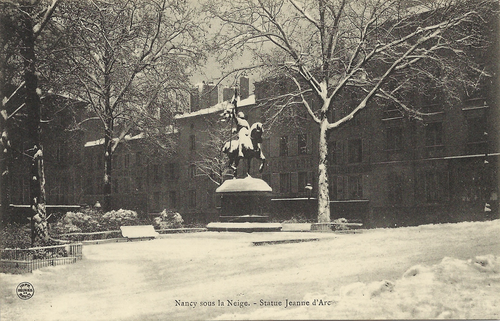 ■ Statue Jeanne d'Arc