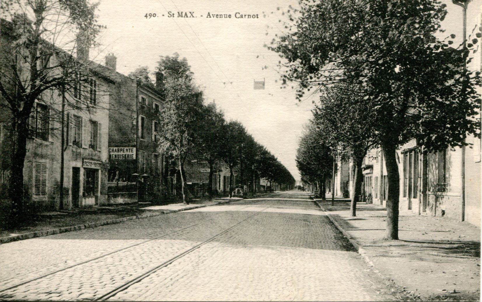 Avenue Carnot