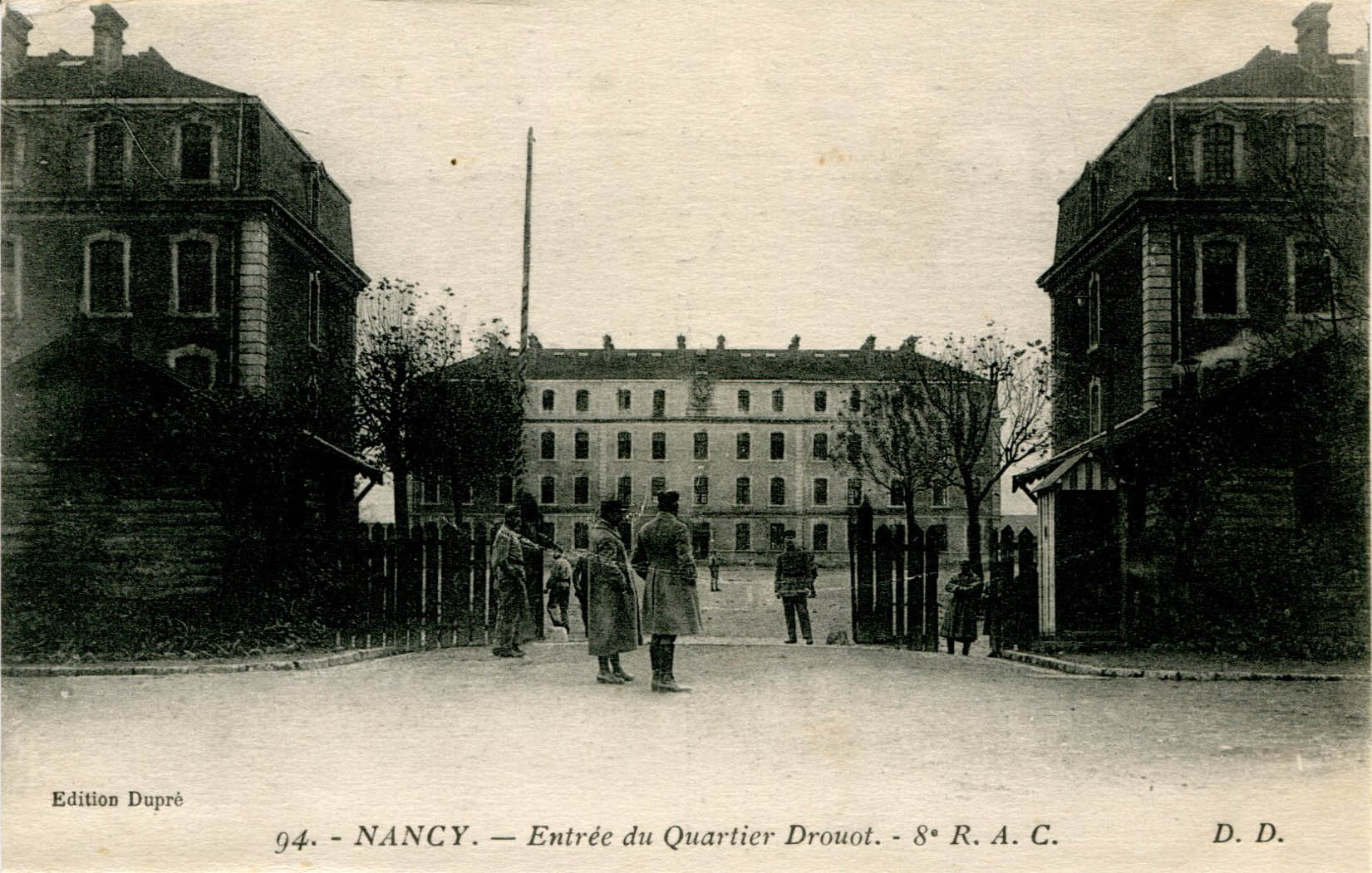 Entrée du Quartier Drouot