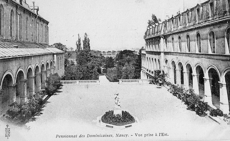 Vue prise à l'Est