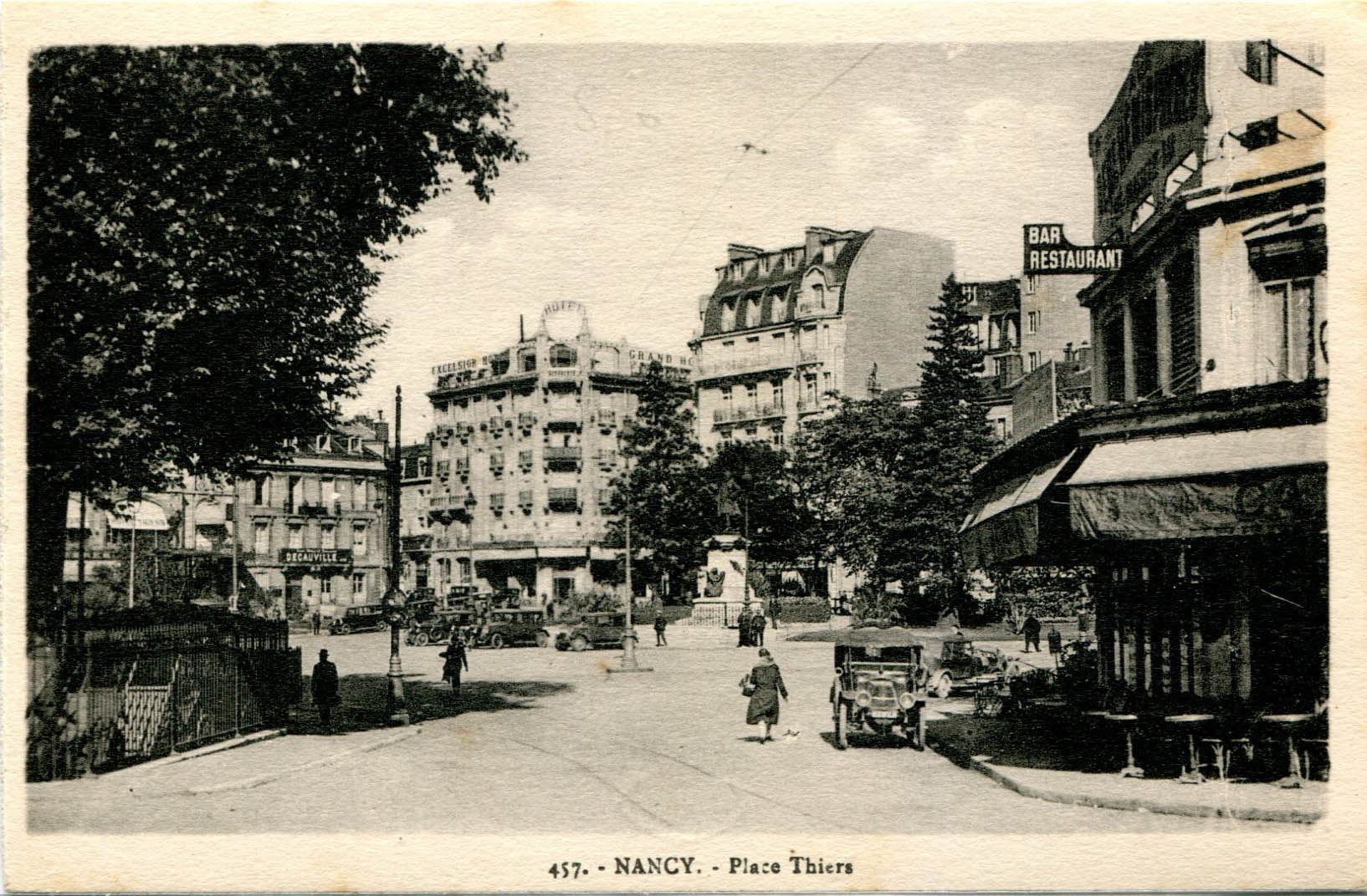 Nancy - Place Thiers 020