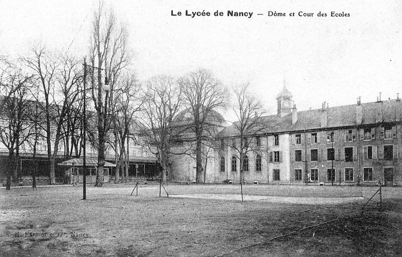 Dôme et Cour des Écoles