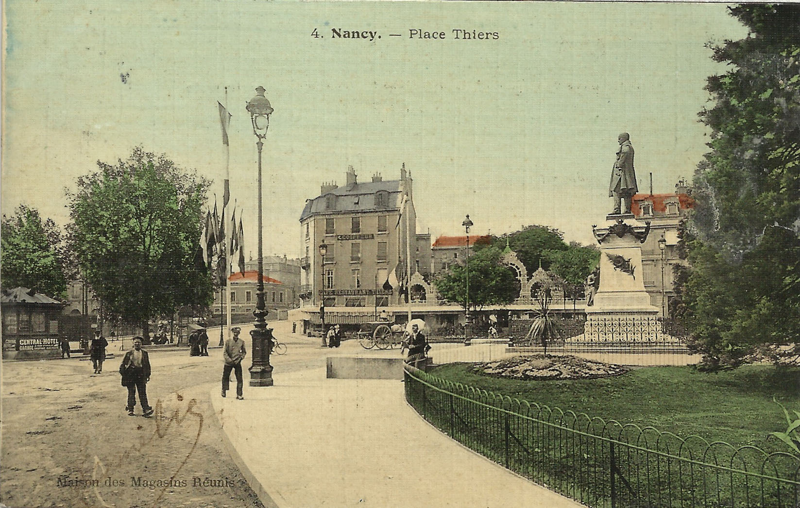 ■ Nancy - Place Thiers 080