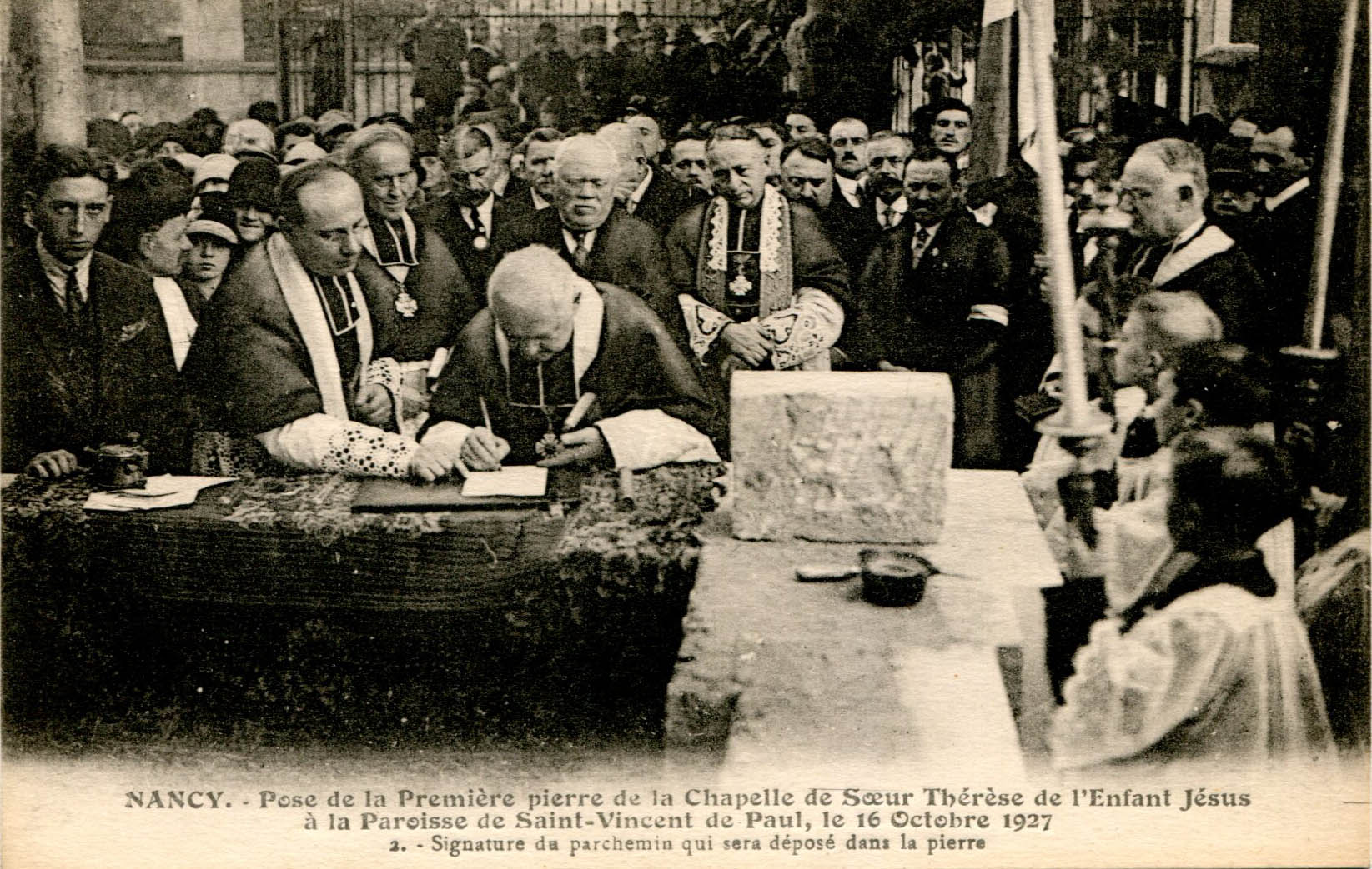 2 - Signature du parchemin