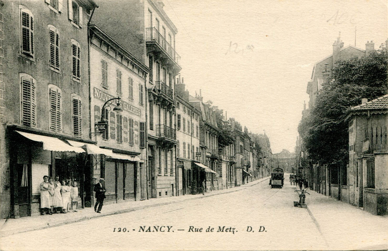 25- Rue de Metz