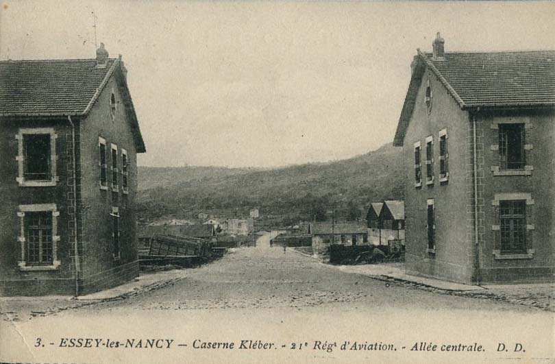 250 - Allée centrale