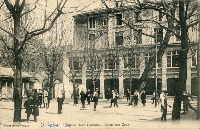 Quatrième Cour