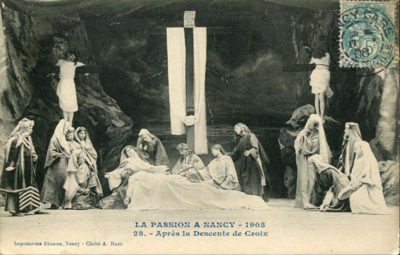 28 - Après la descente de Croix