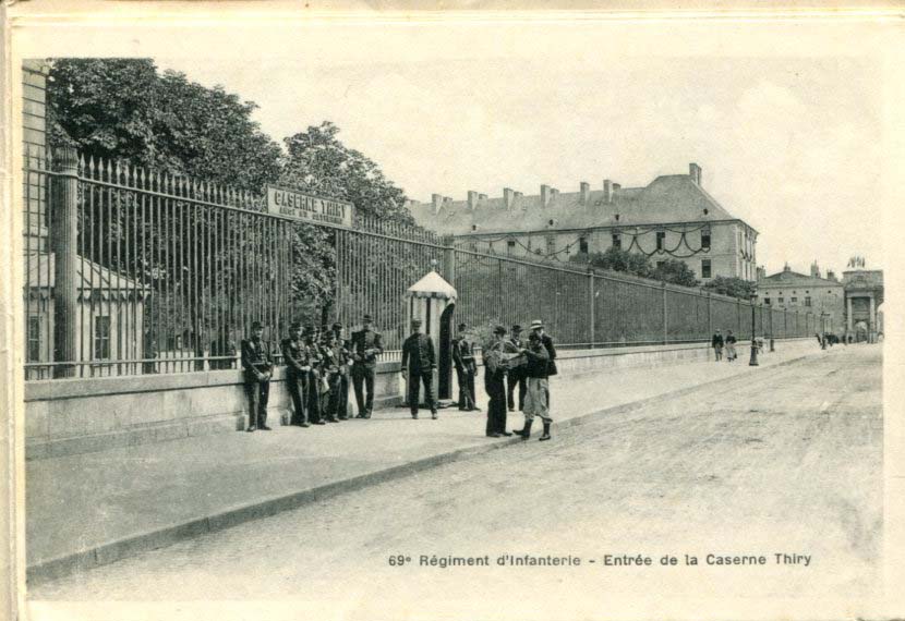 07 - Entrée de la Caserne