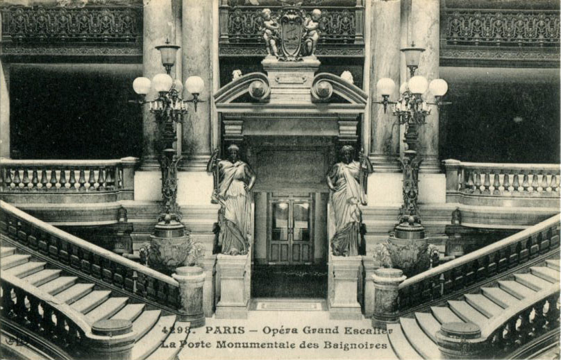 Grand escalier - Porte des baignoires