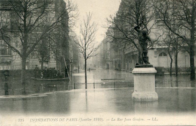 La rue Jean-Goujon